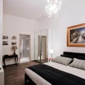 Imhome - Porta Romana Milan